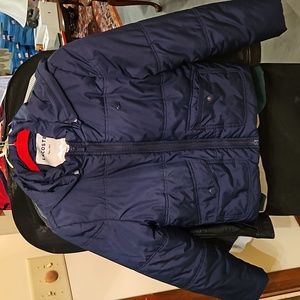 Navy blue Lacoste puffy winter jacket with removable hood